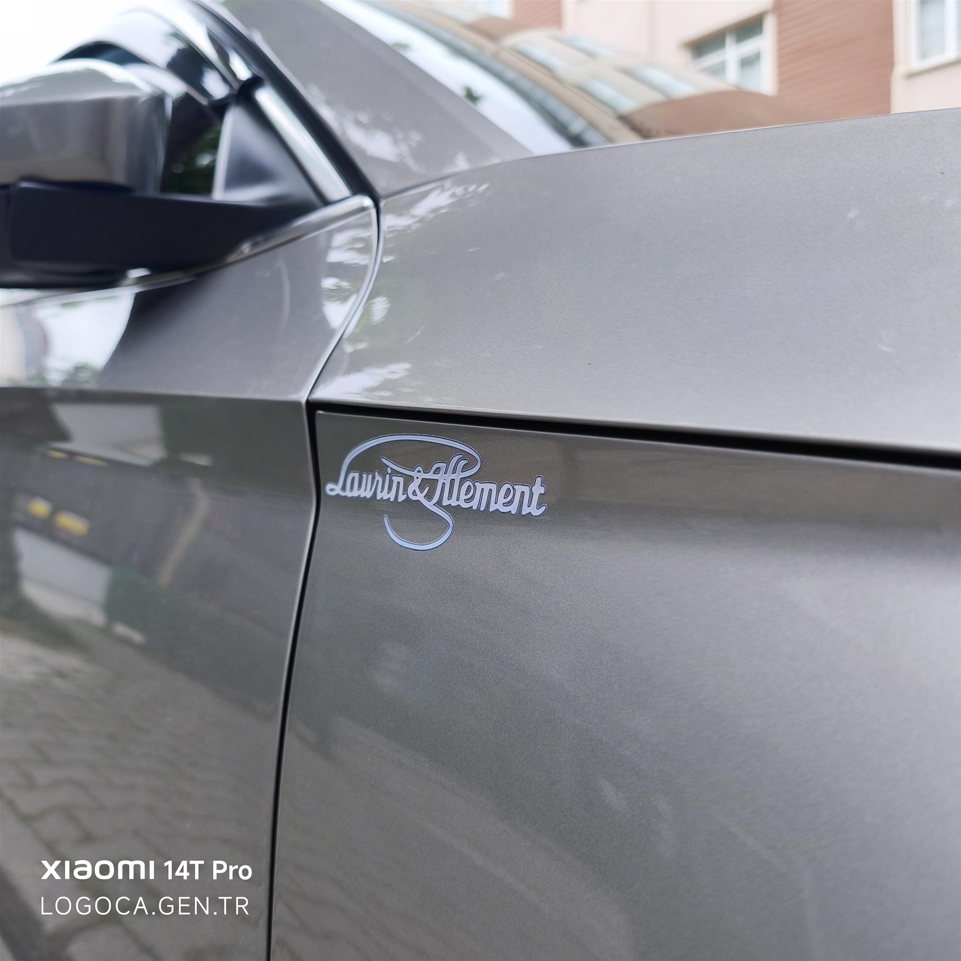 Skoda Laurin klement UV baskı etiket (2 adet 12x4cm) - Görsel 8