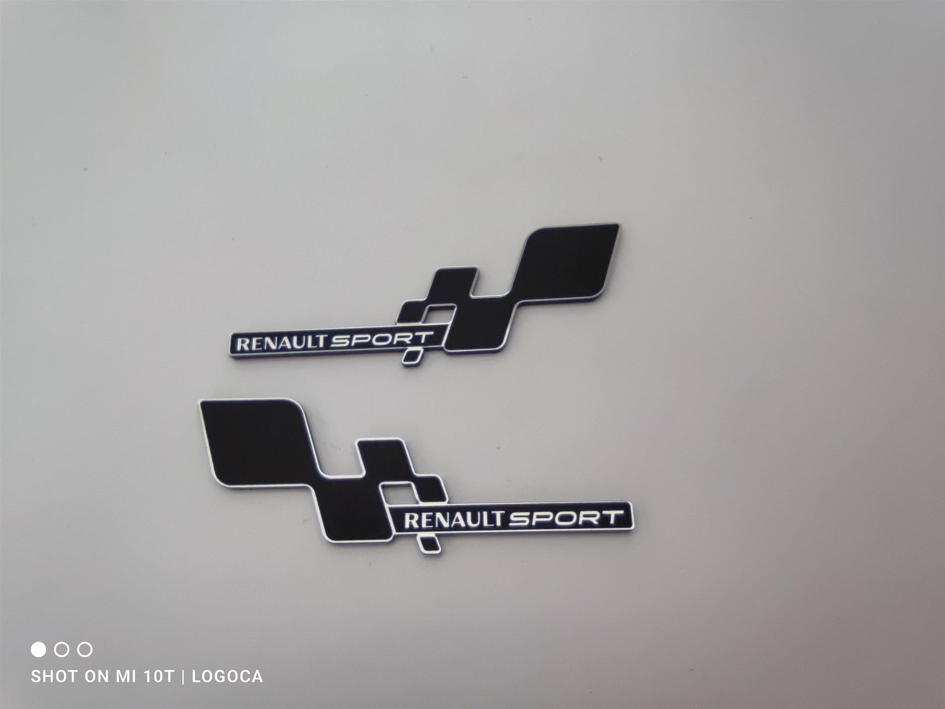 Renault sport damalı plastik etiket - Görsel 1