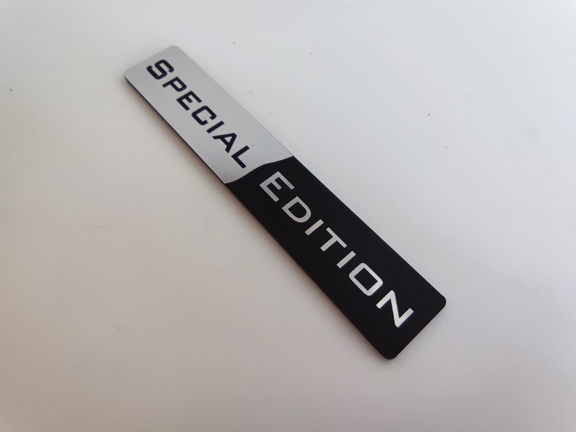 Special Edition  gümüş siyah etiket Özel Seri Gümüş-Siyah Plastik Etiket - Görsel 1