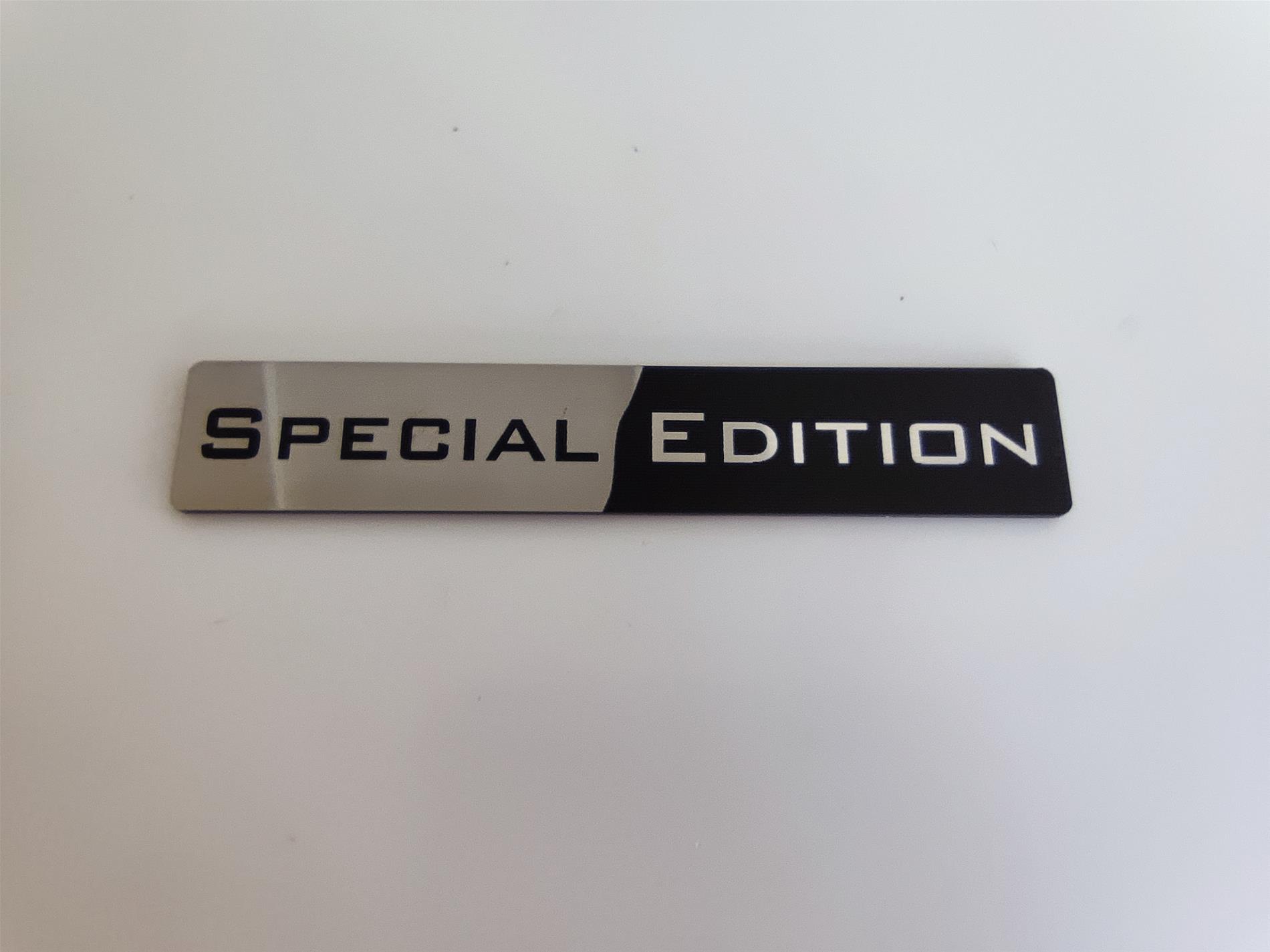 Special Edition  gümüş siyah etiket Özel Seri Gümüş-Siyah Plastik Etiket - Görsel 2