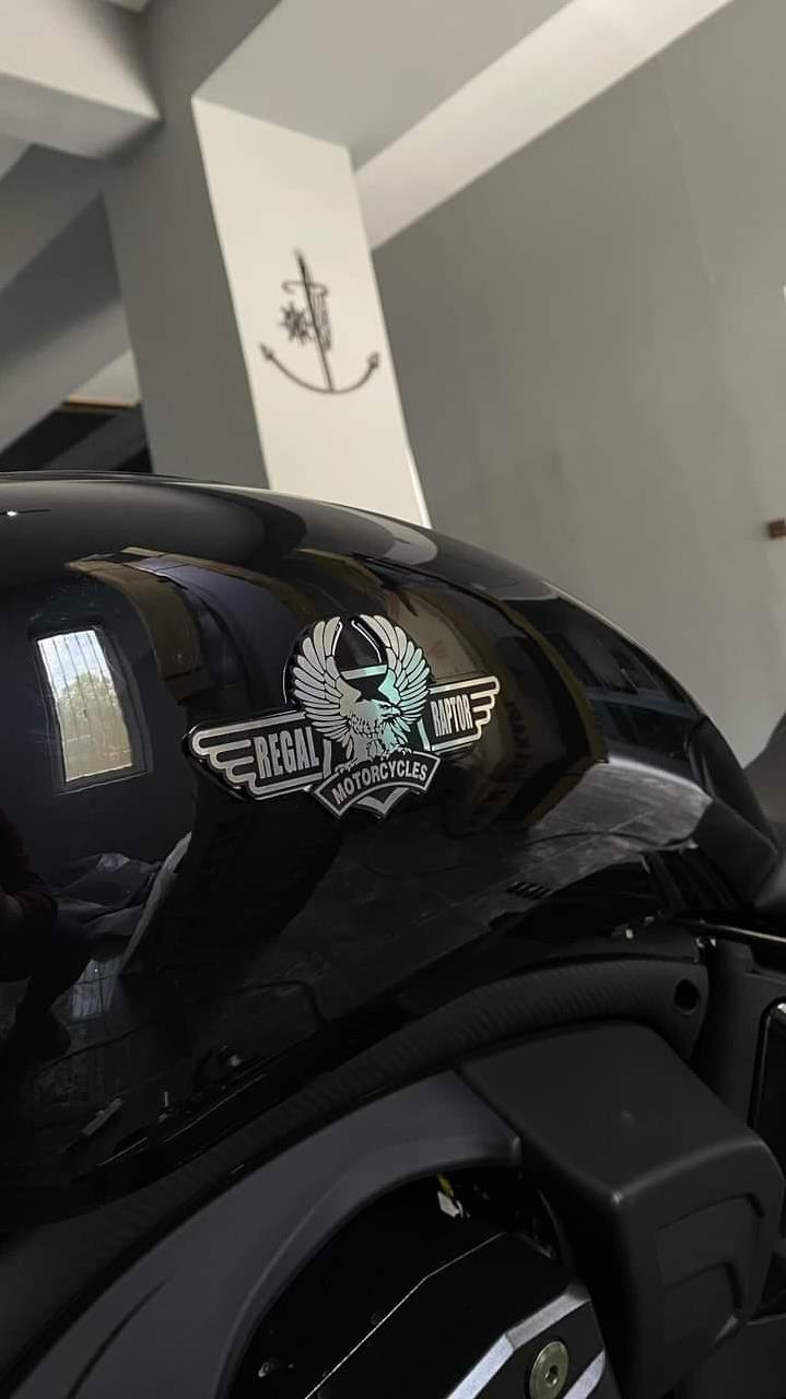 Regal Raptor motorcycles etiket  - Görsel 6