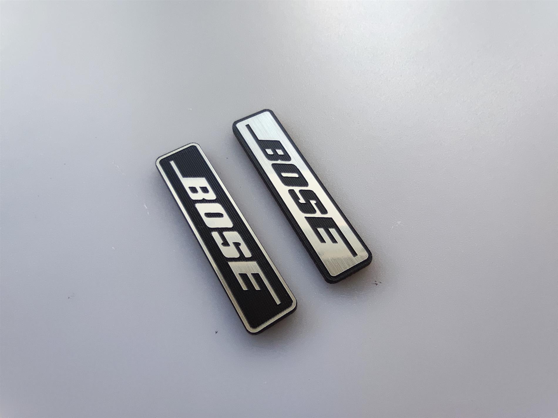 2 çeşit Bose logo gümüş üzeri siyah ve siyah üzeri gümüş yazı - Görsel 2