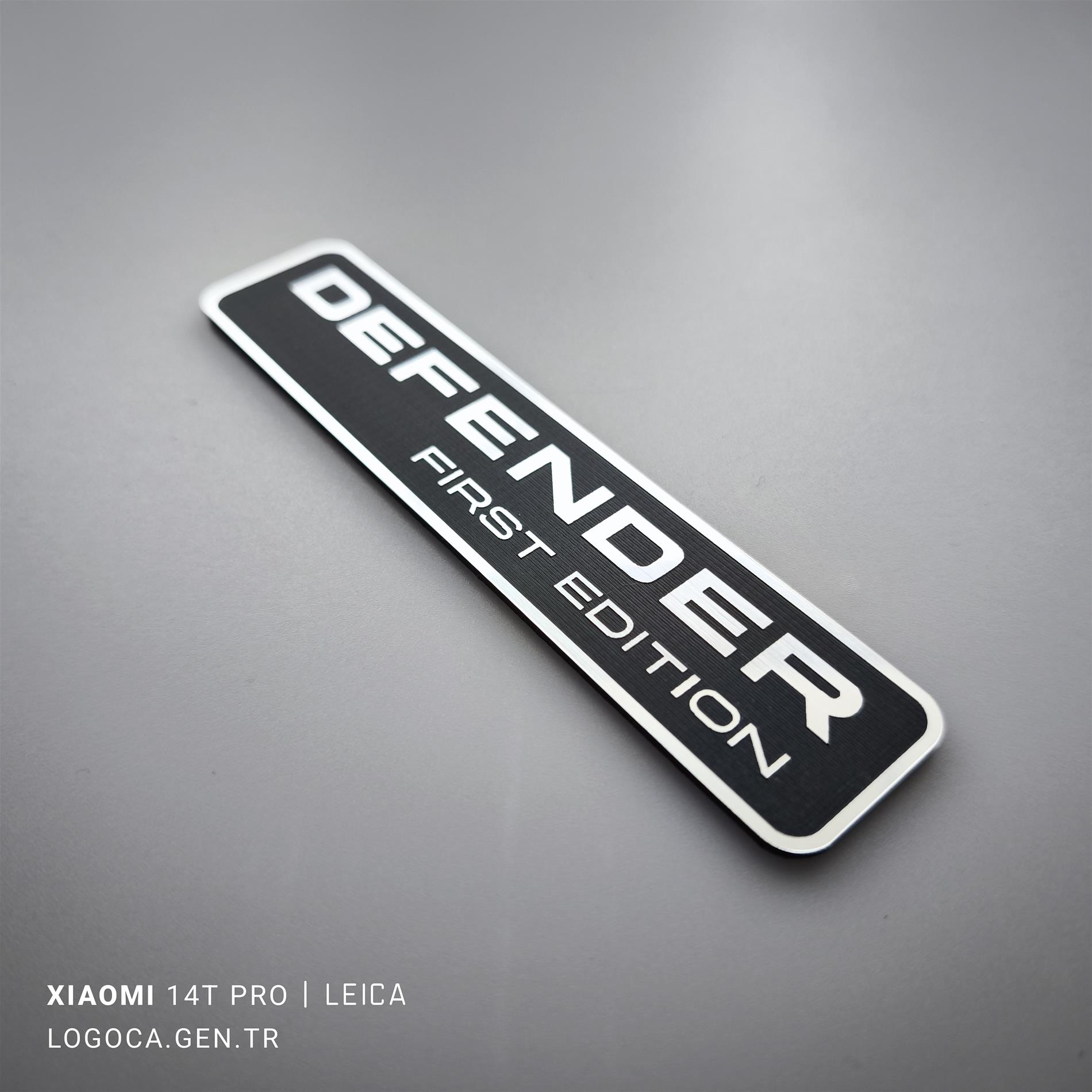 Land Rover Defender Fırst Edition etiket - Görsel 3