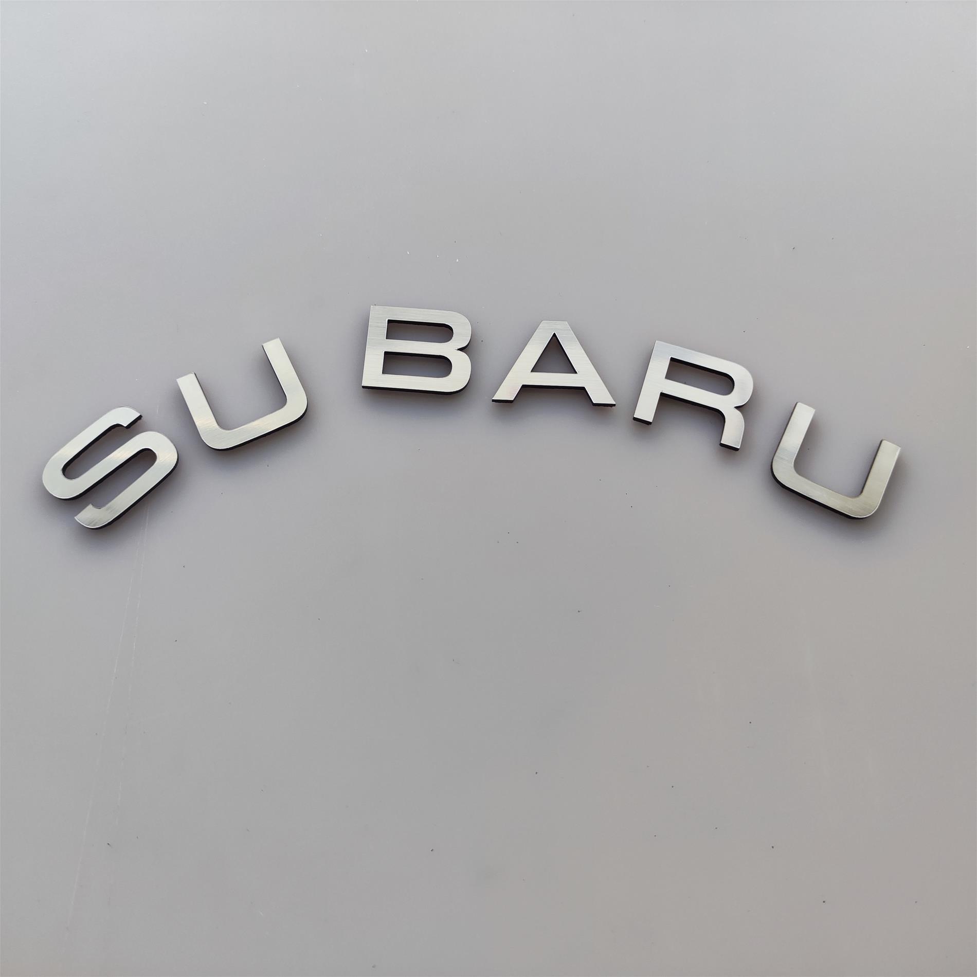 Subaru bagaj yazısı - Görsel 1