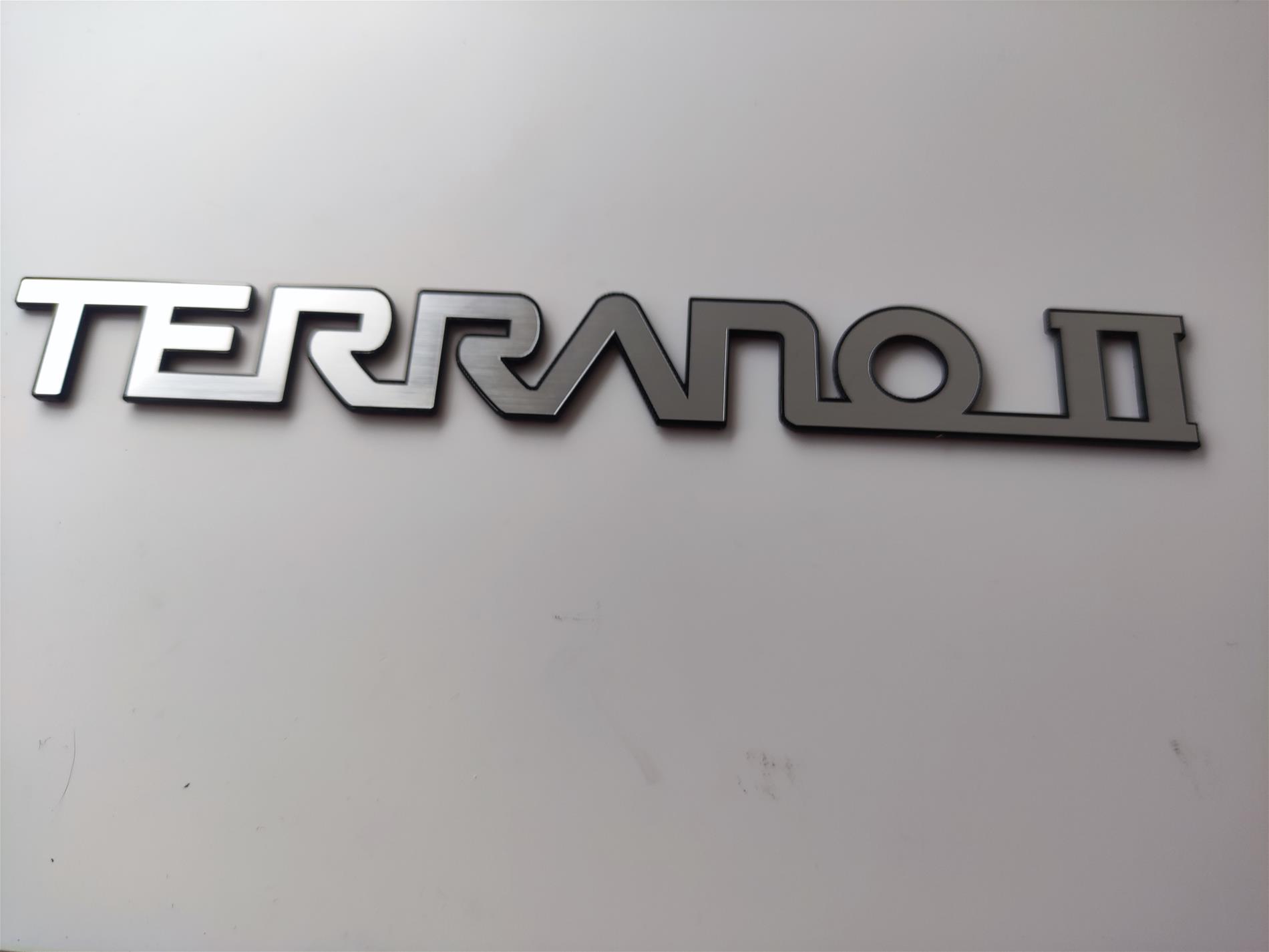 Nissan Terrano 2 yazı etiket - Görsel 2