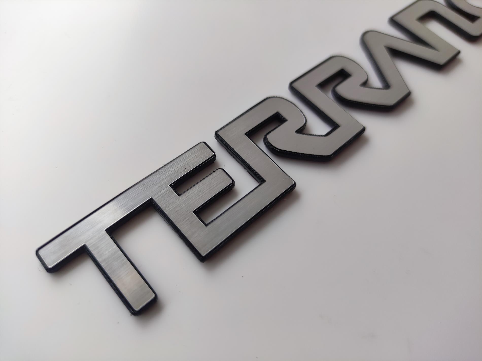 Nissan Terrano 2 yazı etiket - Görsel 3