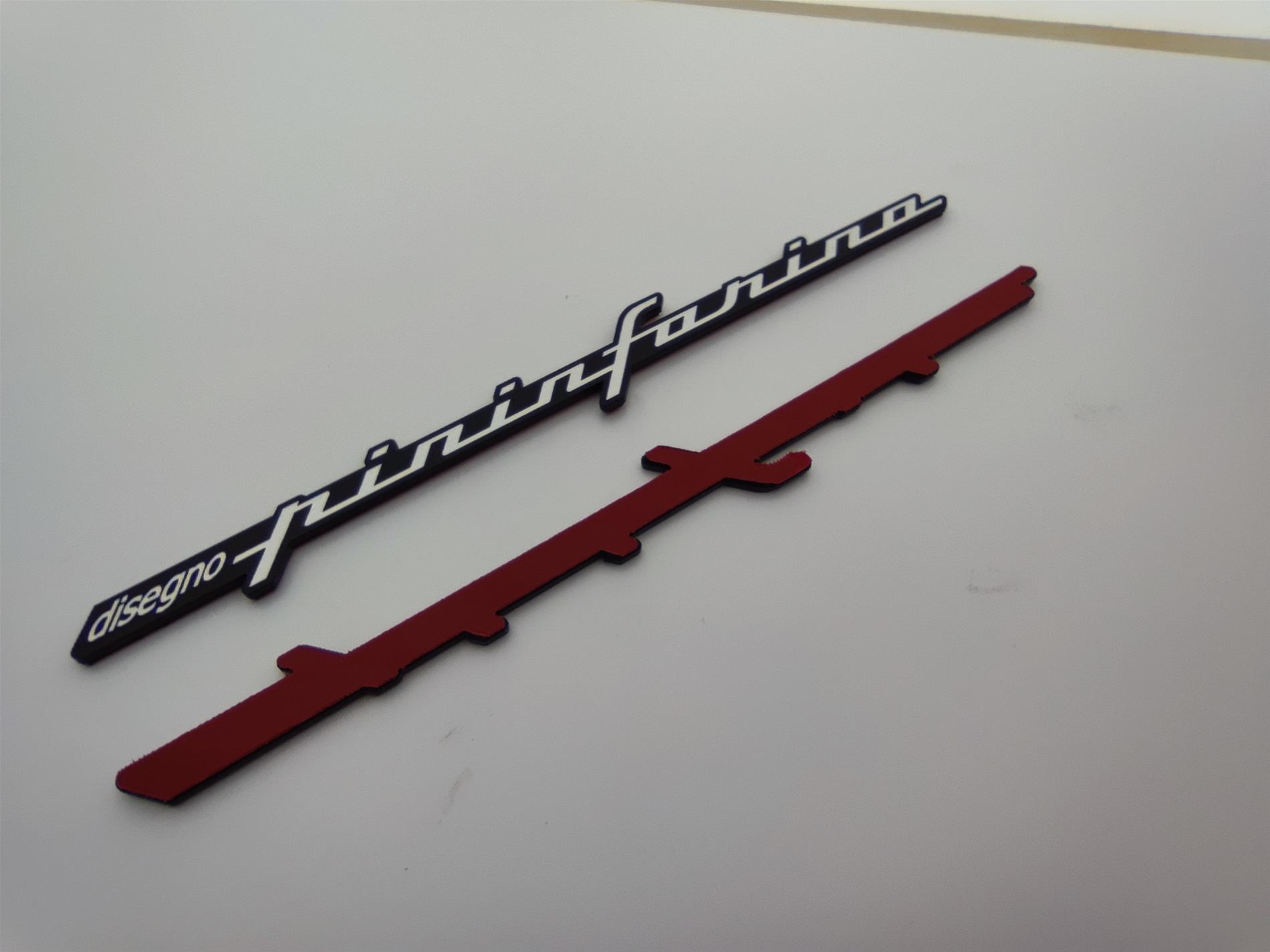 Disegno Pininfarina çamurluk etiketi - Görsel 1
