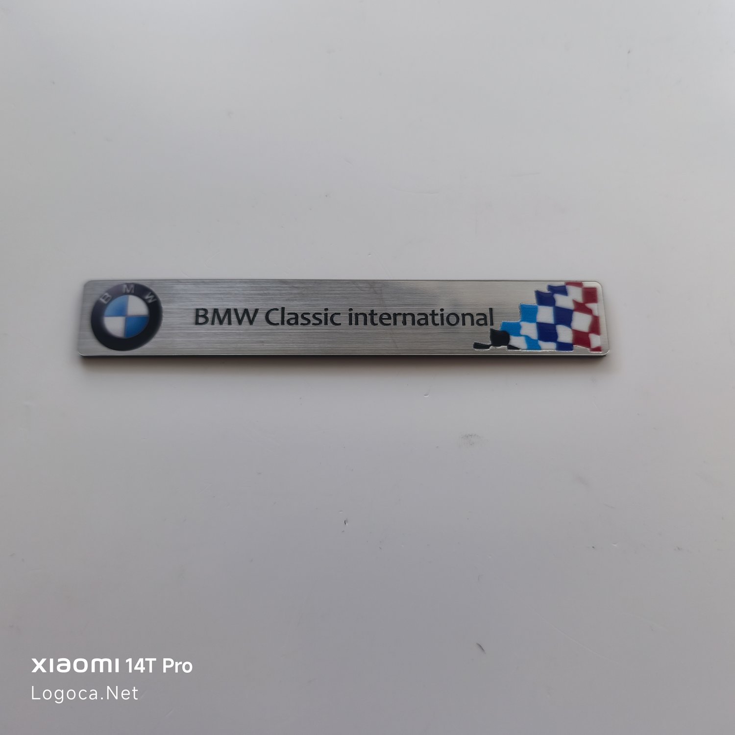 BMW classic international bayraklı renkli plastik etiket - Görsel 5