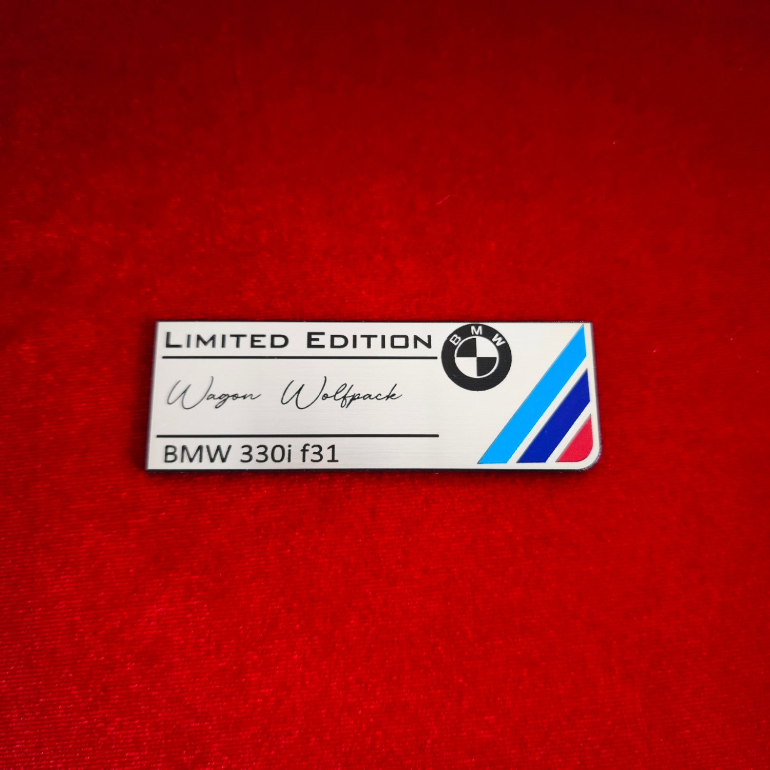 BMW M renkli Kişiselleştirilebilir 100x35mm Etiket - Görsel 1