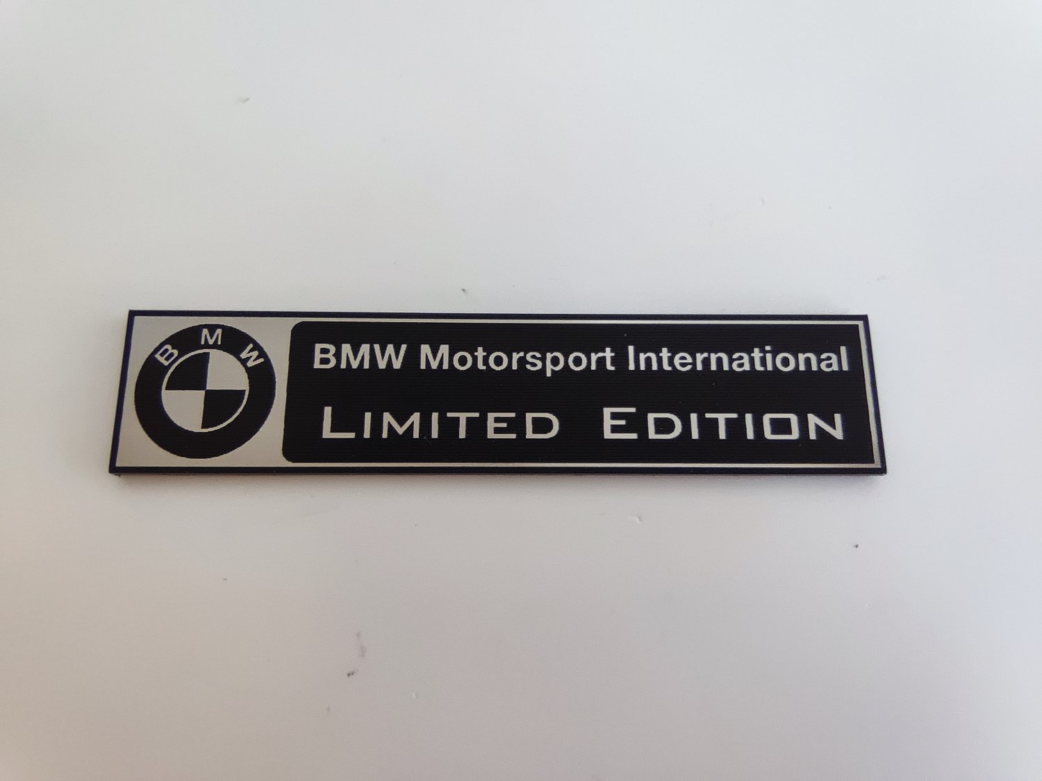 BMW limited special motorsport individual seçenekli siyah üzeri gümüş etiket - Görsel 8