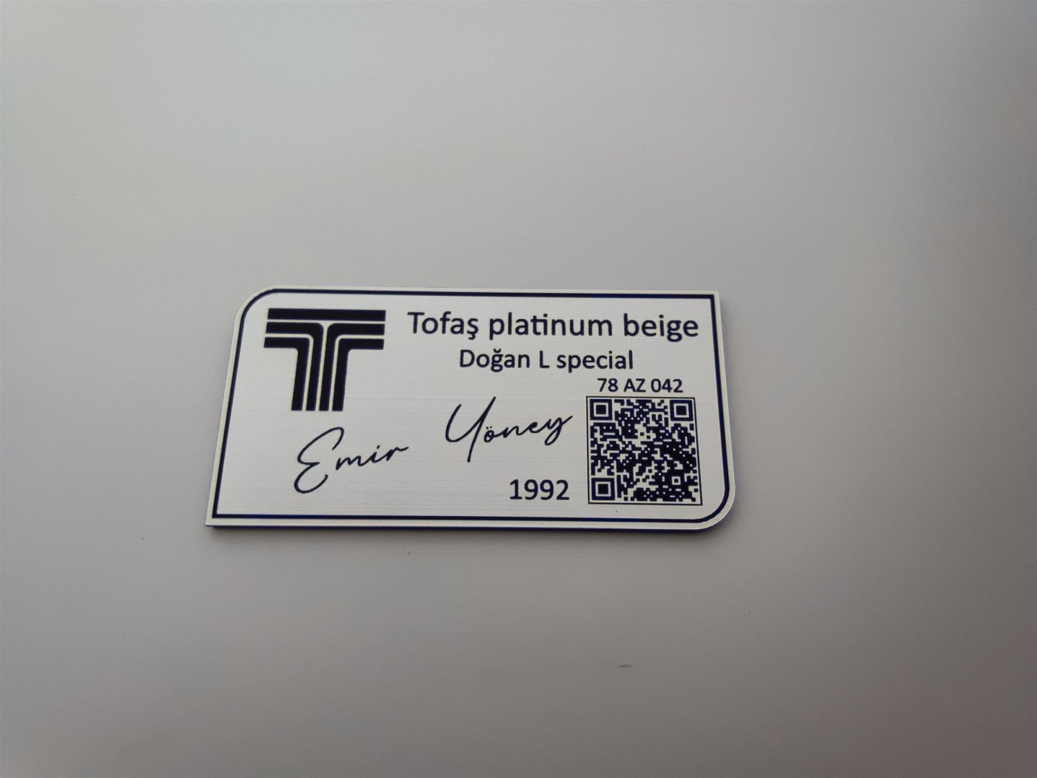 Kişiselleştirilmiş QR Kodlu Plastik Etiketler | Özelleştirilebilir logo ve yazılar - Görsel 3