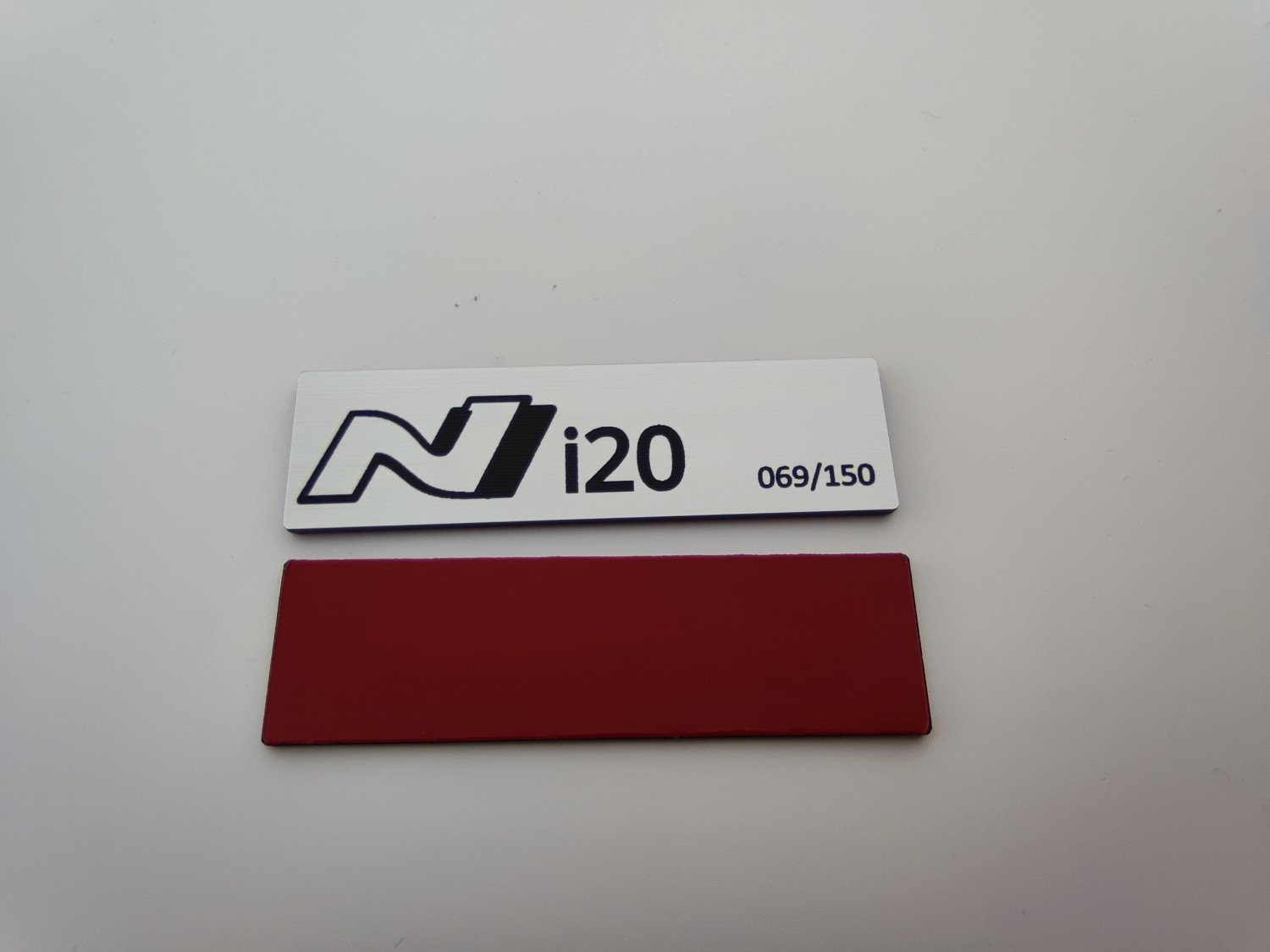 Hyundai i20 N Pilastik Logo -  | Şık ve Sportif Oto Görünümü için mükemmel - Görsel 1