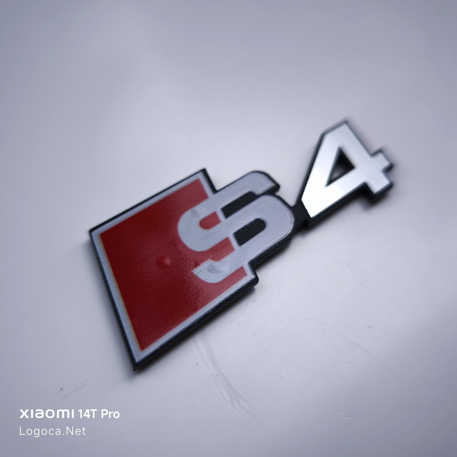 Audi S4 Araç Logosu Amblem Çıkartması - Dayanıklı Plastik - Renkli - Görsel 2