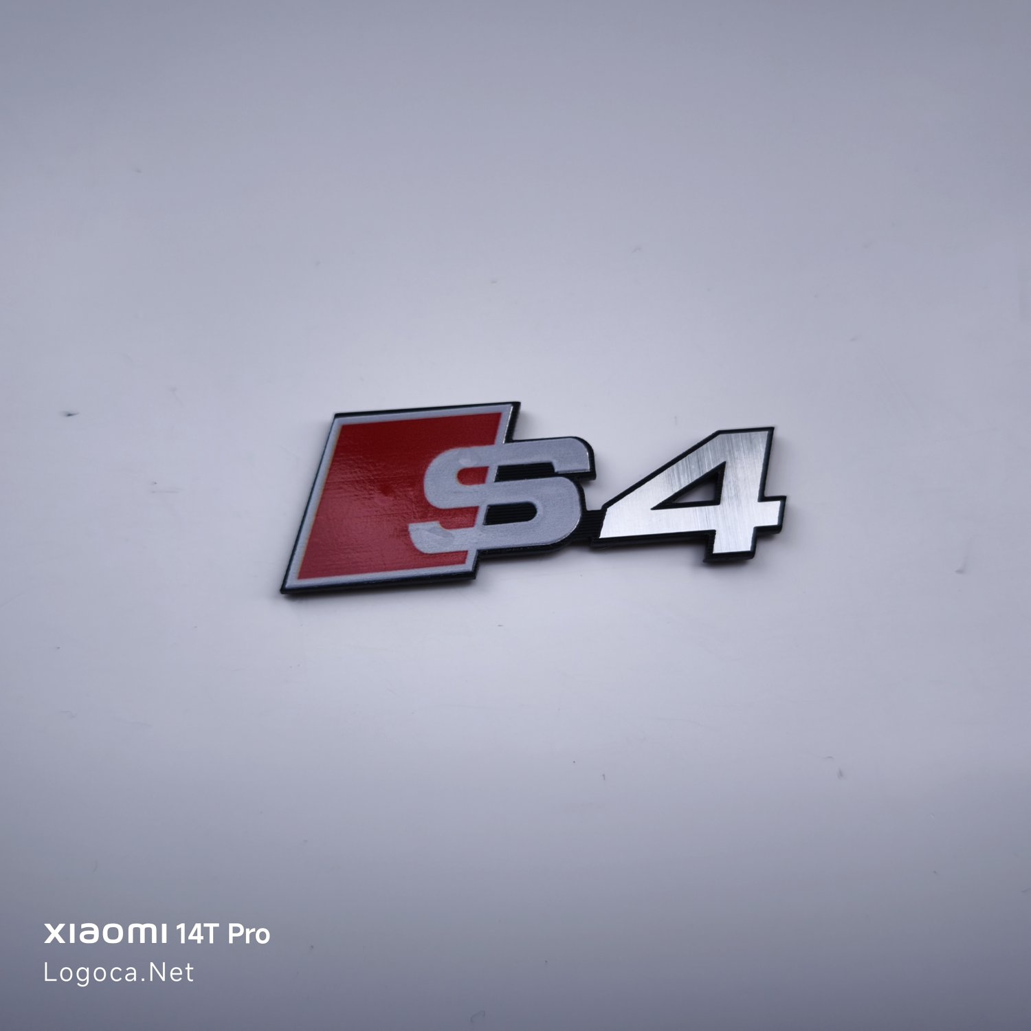 Audi S4 Araç Logosu Amblem Çıkartması - Dayanıklı Plastik - Renkli - Görsel 4