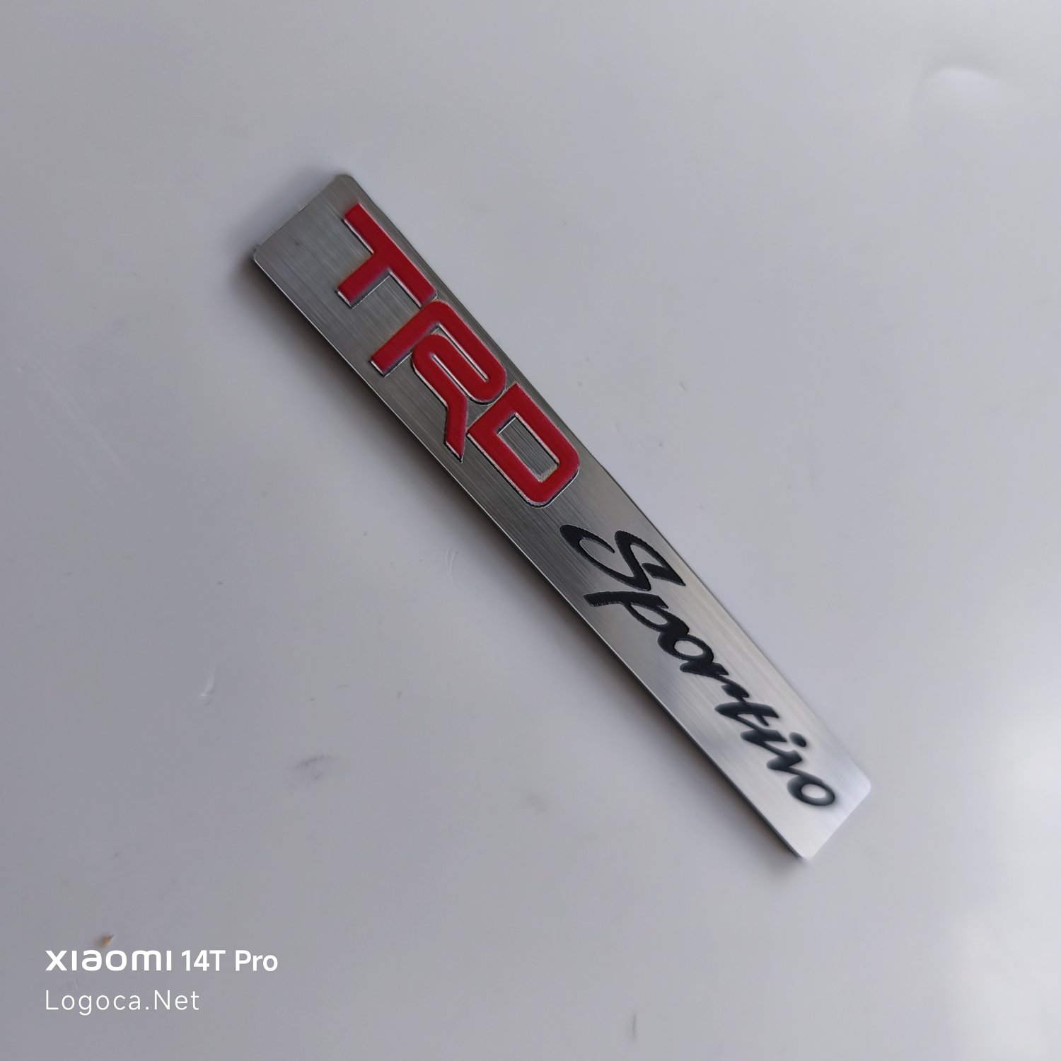 Toyota TRD Sportivo etiket gümüş kırmızı ve siyah renk karışımı ile kaliteli etiket - Görsel 4