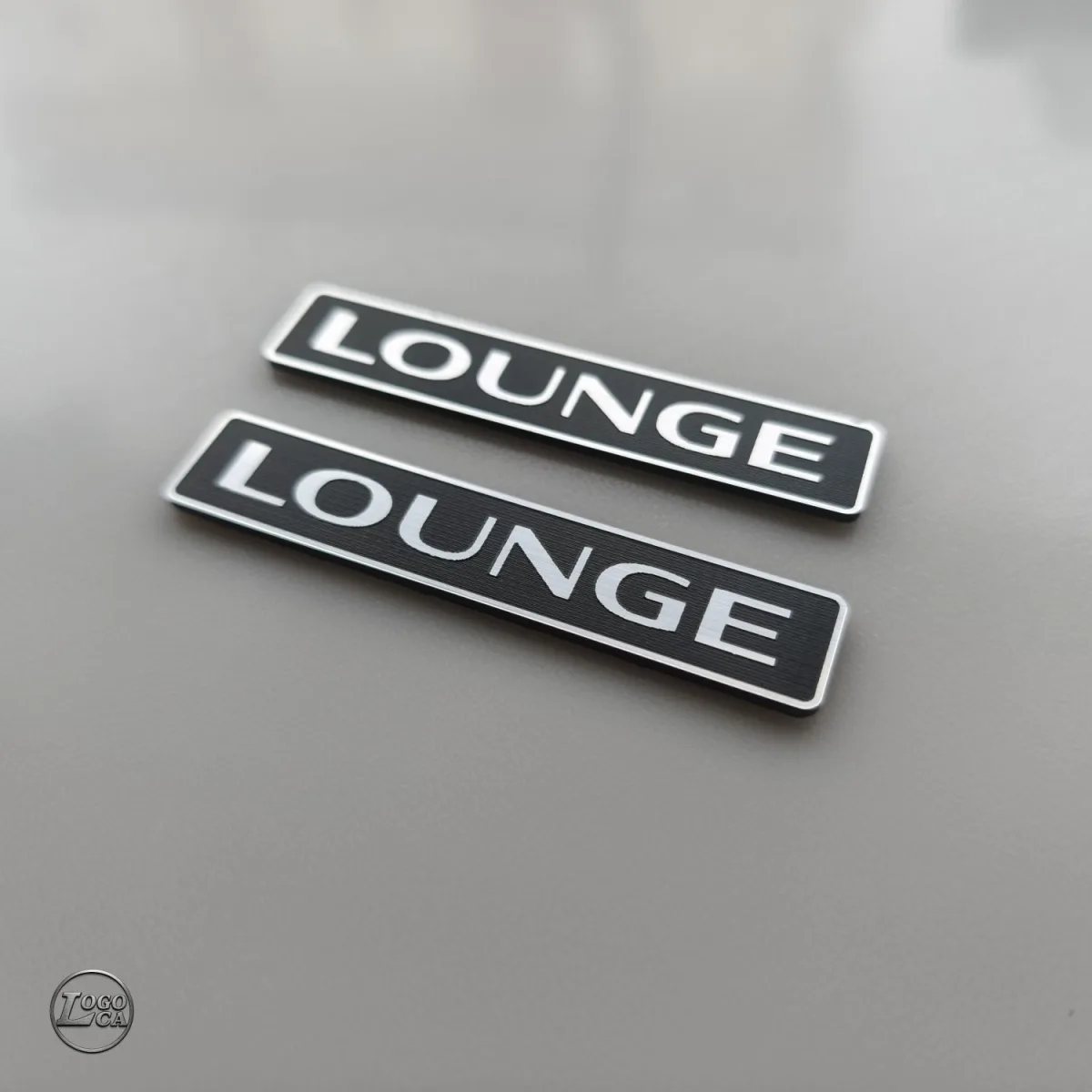 Volkswagen Araçları için Sağ ve Sol Çamurluk Etiketleri - 2 Adet Lounge Plastik Sticker - Görsel 1