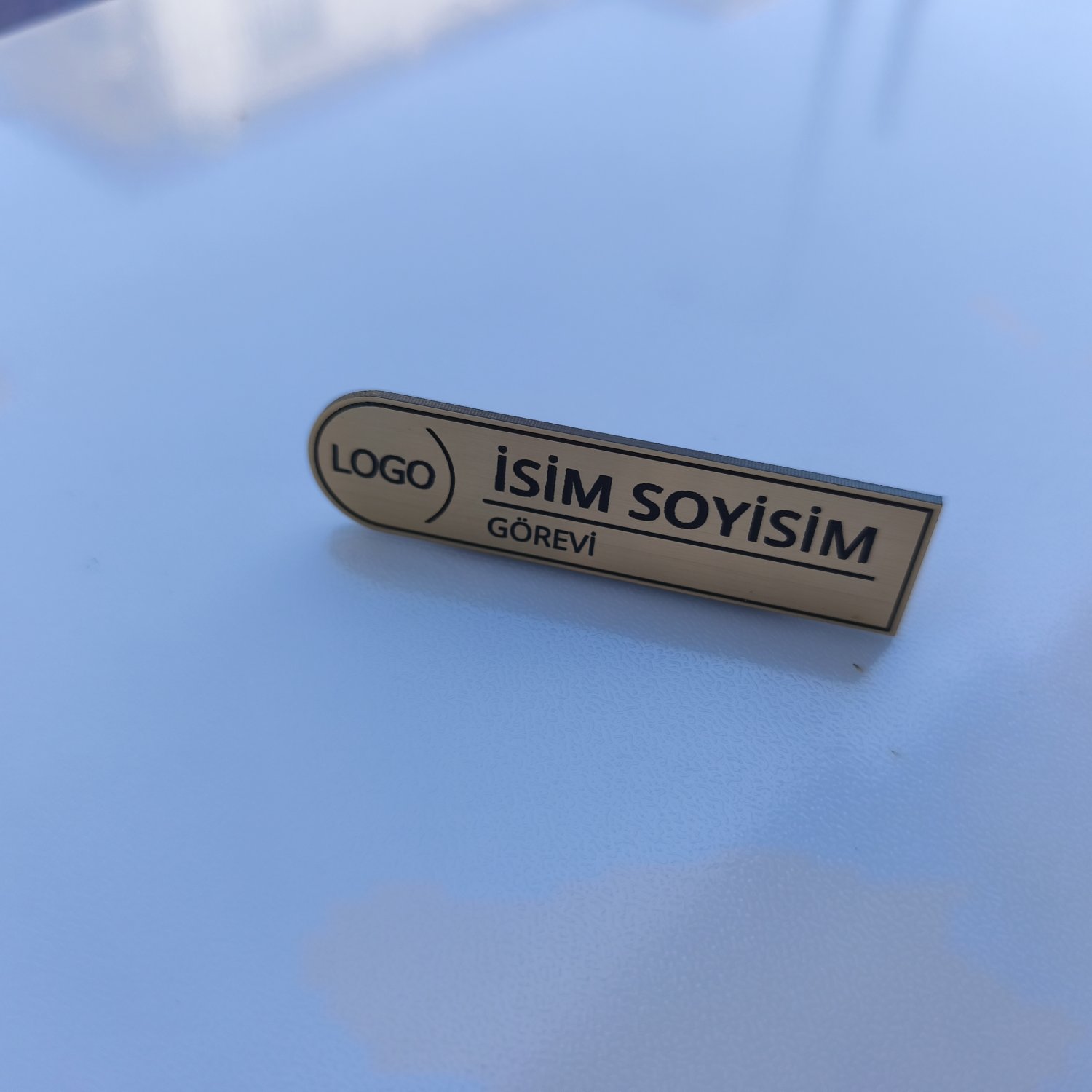 Özelleştirilebilir Şık Mıknatıslı Yaka Kartı 7,5x2cm - Pratik ve Zarif Çözüm için Hemen Tasarla - Görsel 11